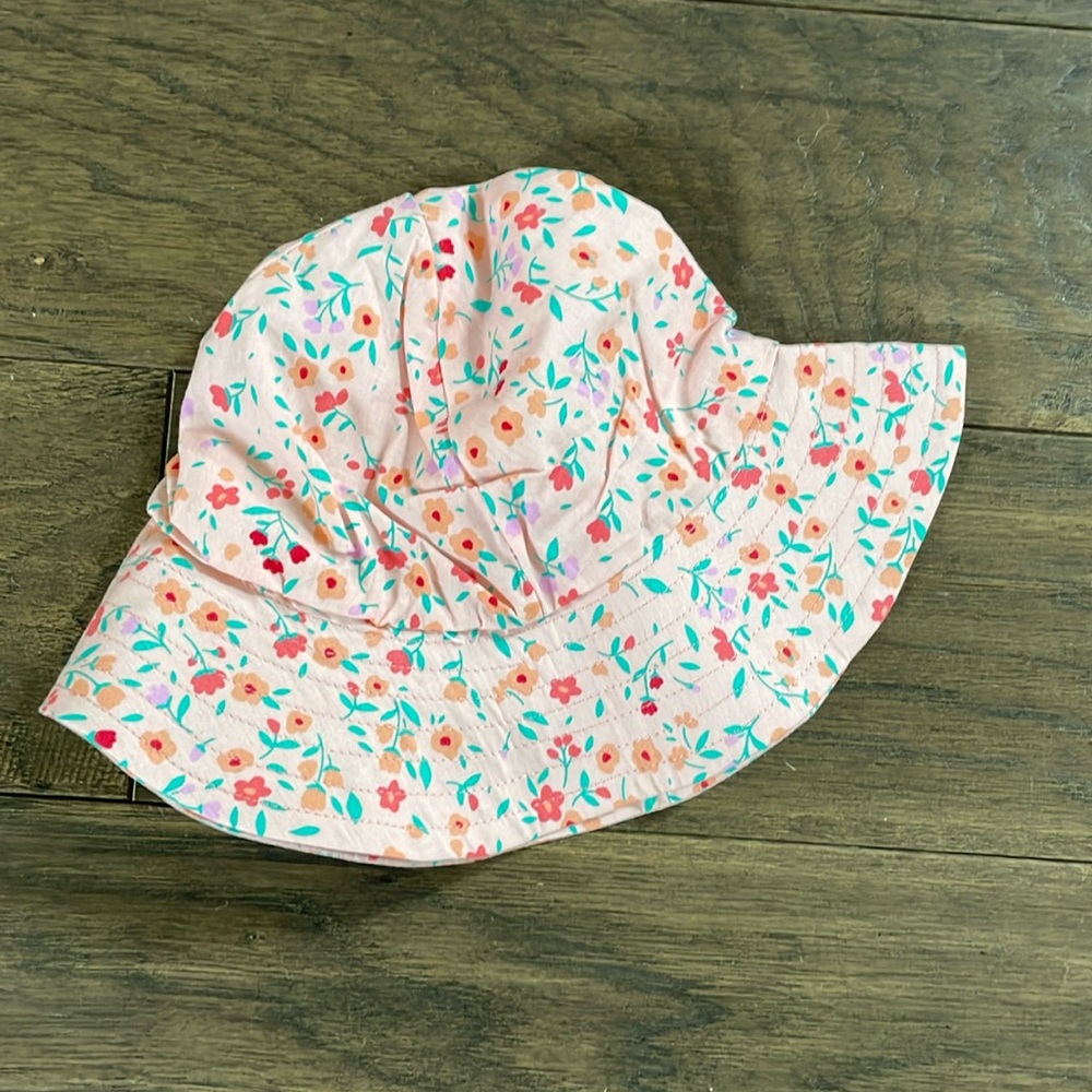 Infant Brand new beach hat